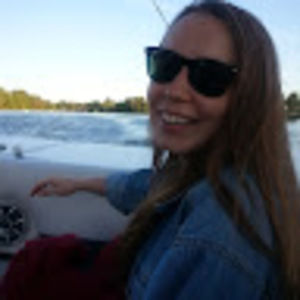 Meet your Posher, Lauren